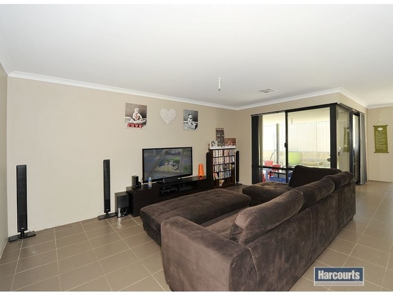 47 Catalina Drive, Lakelands WA 6180