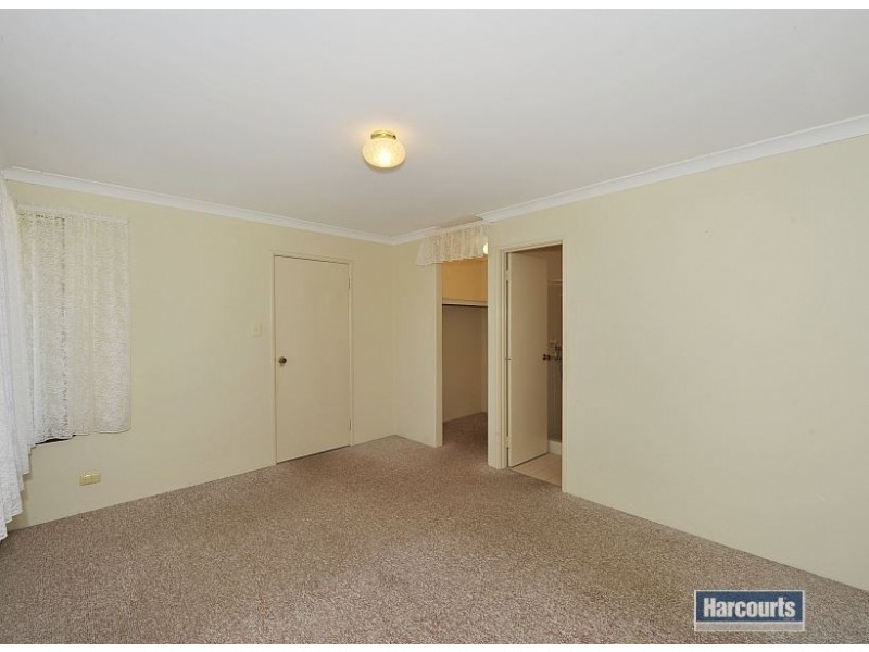 15 Jacana Way, Halls Head WA 6210