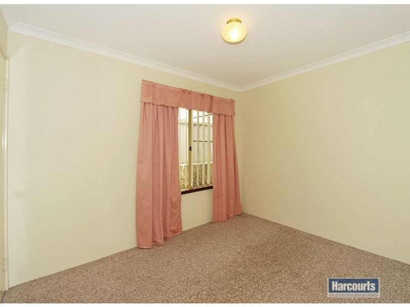 15 Jacana Way, Halls Head WA 6210