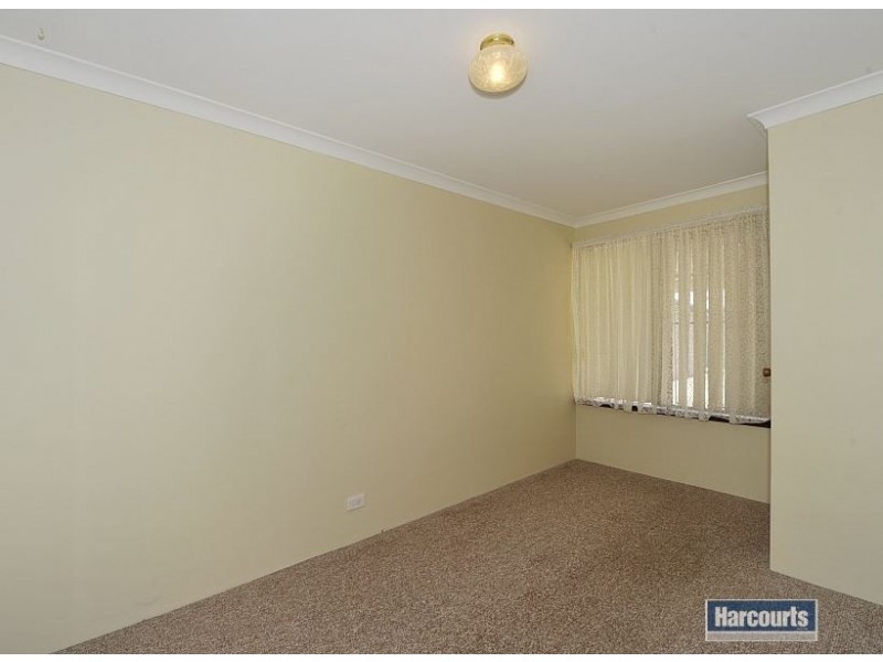 15 Jacana Way, Halls Head WA 6210