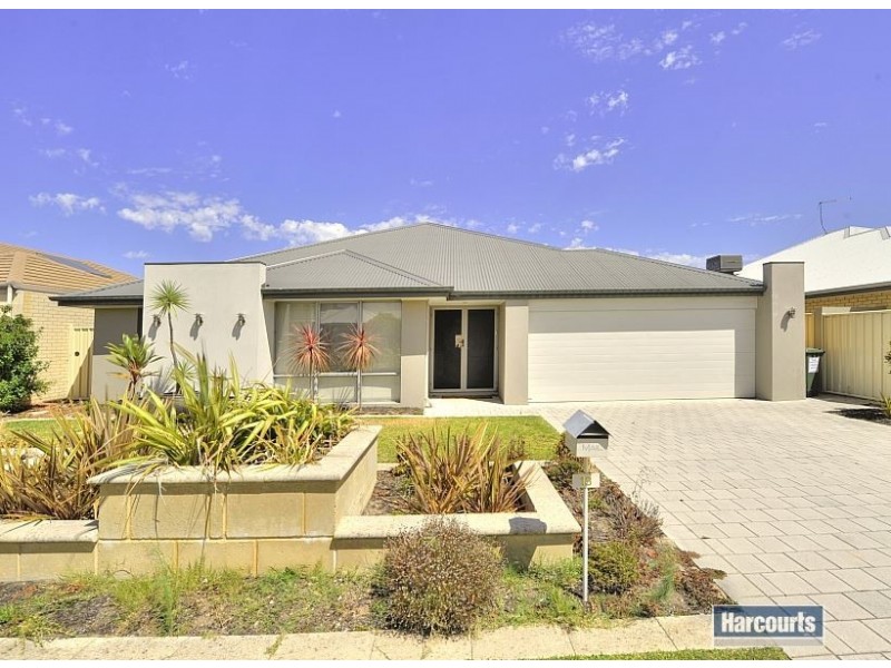 13 Cohen Vista, Lakelands WA 6180