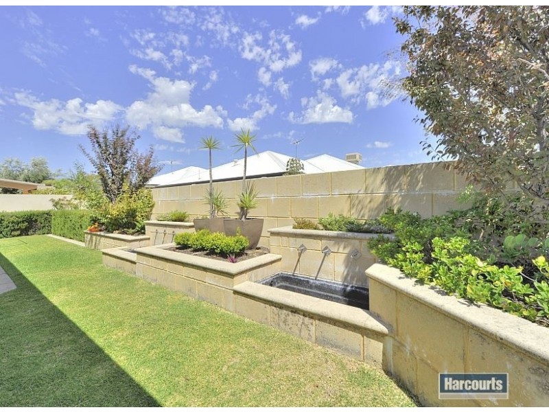 13 Cohen Vista, Lakelands WA 6180