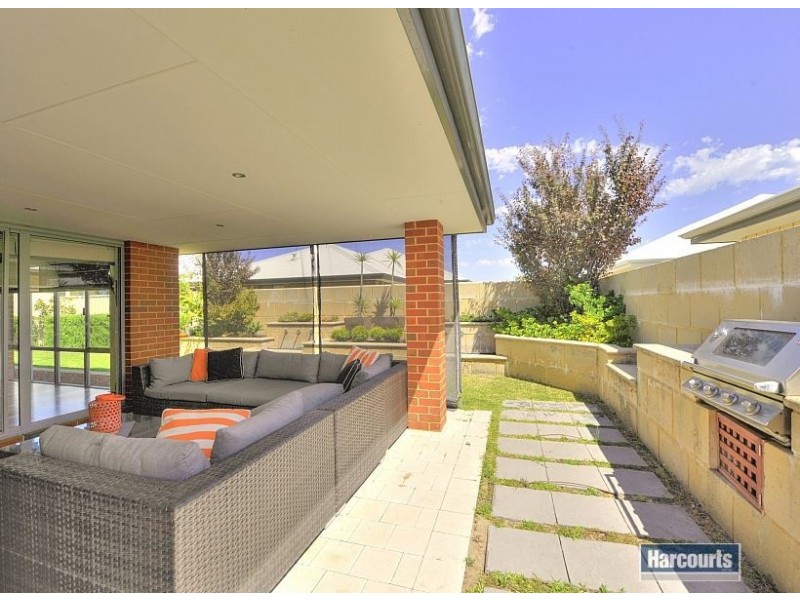 13 Cohen Vista, Lakelands WA 6180