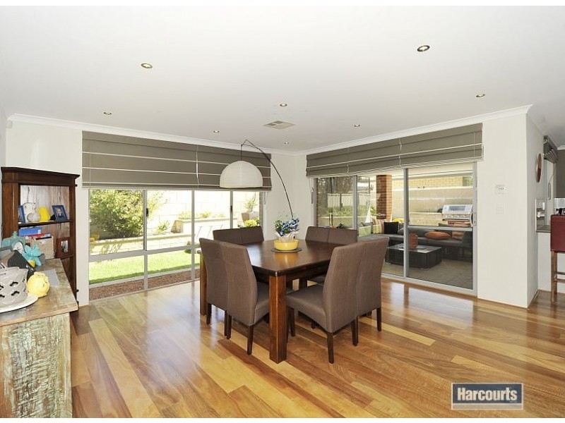 13 Cohen Vista, Lakelands WA 6180