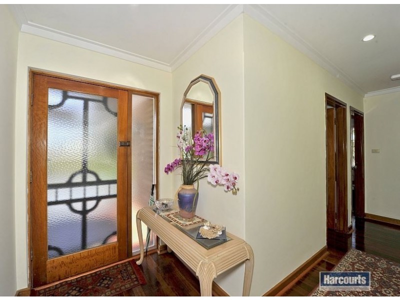 77 Leslie Street, Dudley Park WA 6210