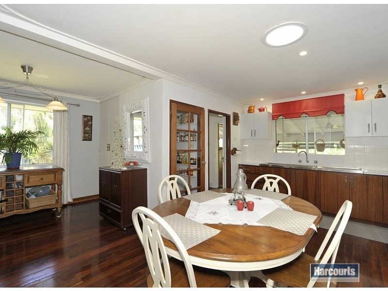 77 Leslie Street, Dudley Park WA 6210