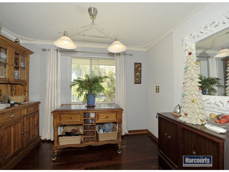 77 Leslie Street, Dudley Park WA 6210