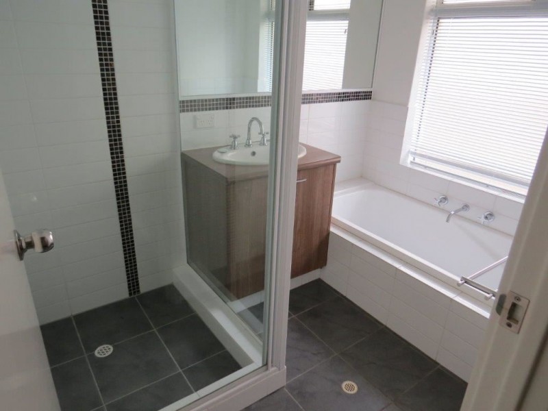 22 Winslow Crest, Lakelands WA 6180