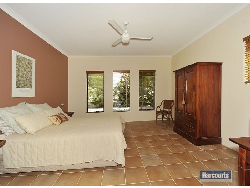 34 Aztec Island Retreat, Halls Head WA 6210