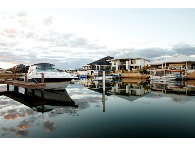Lot 744 Trade Winds Retreat, Dudley Park WA 6210