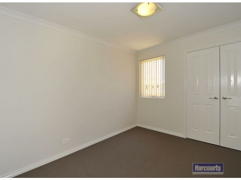 1/2 Queeda Drive, Greenfields WA 6210