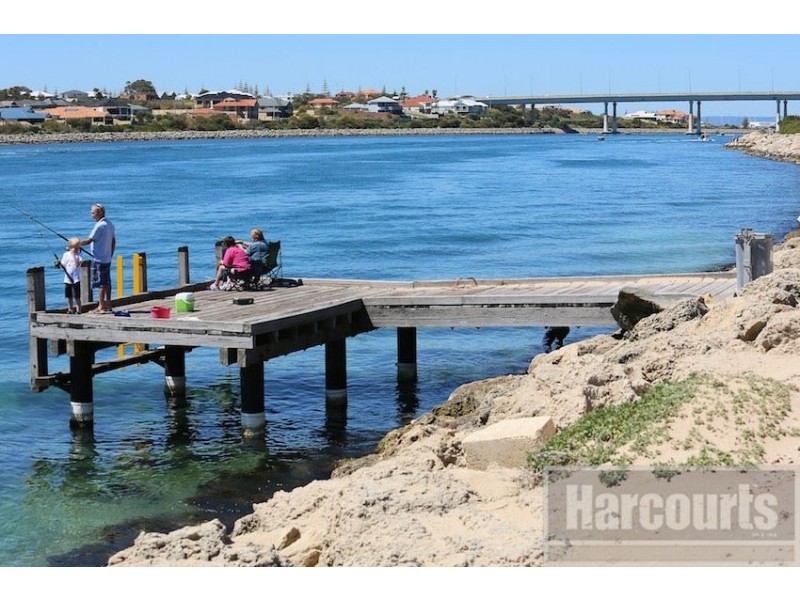 2/74B Flinders Street, Falcon WA 6210