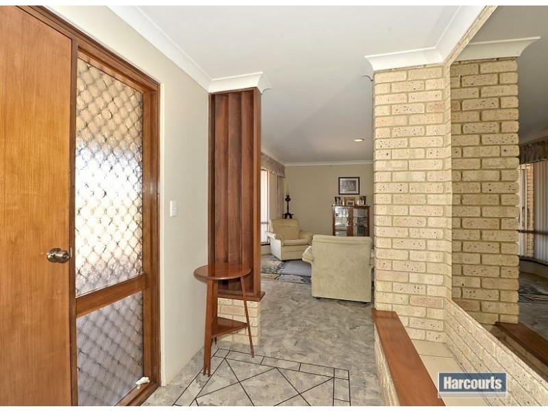 2 Grafton Drive, Dudley Park WA 6210