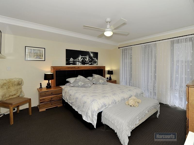 32 Carissa Turn, Halls Head WA 6210