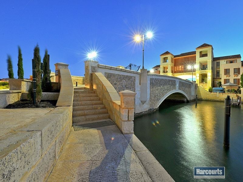 100/18 Port Quays, Wannanup WA 6210