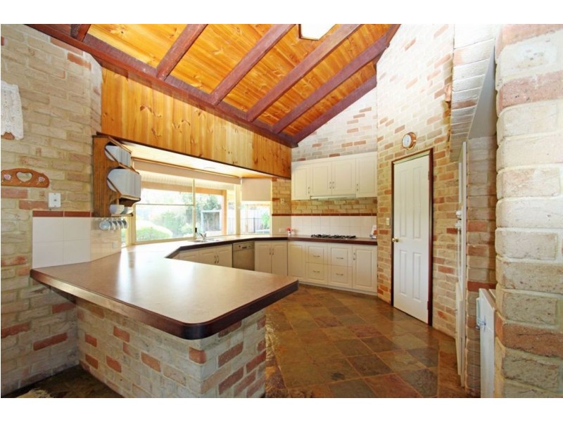 4 Glendart Court, Erskine WA 6210