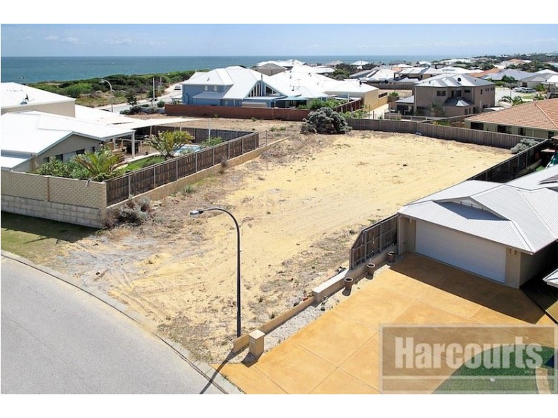 18 Calytrix Way, Halls Head WA 6210