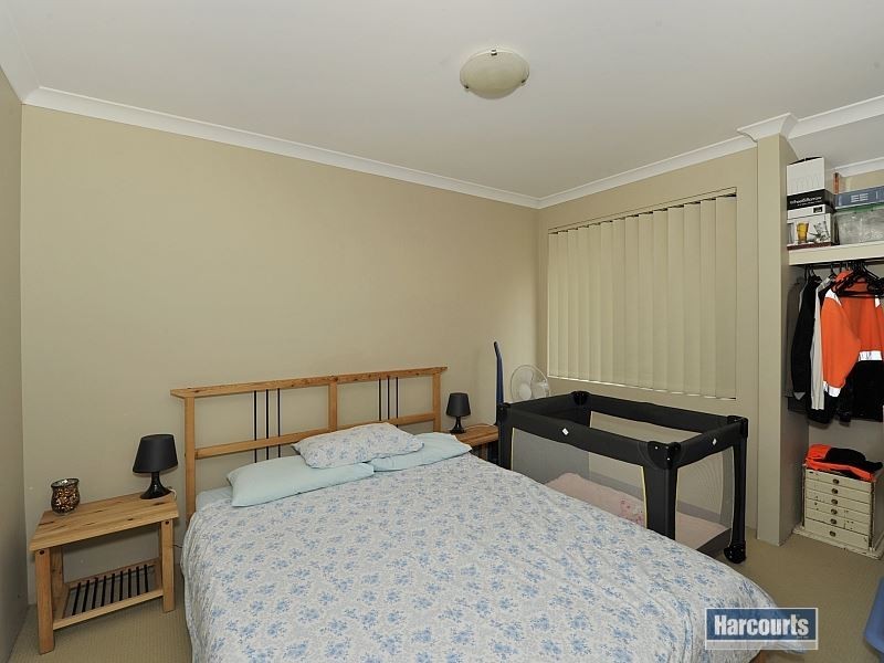 17 Camden Way, Meadow Springs WA 6210