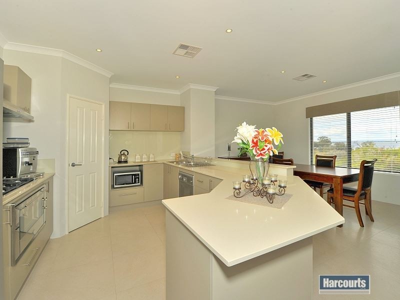 3 Bee Way, Falcon WA 6210