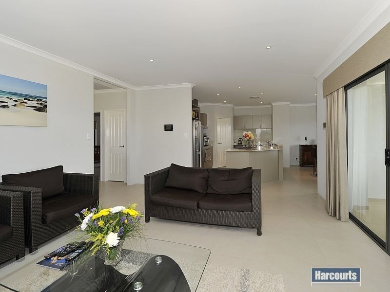 3 Bee Way, Falcon WA 6210
