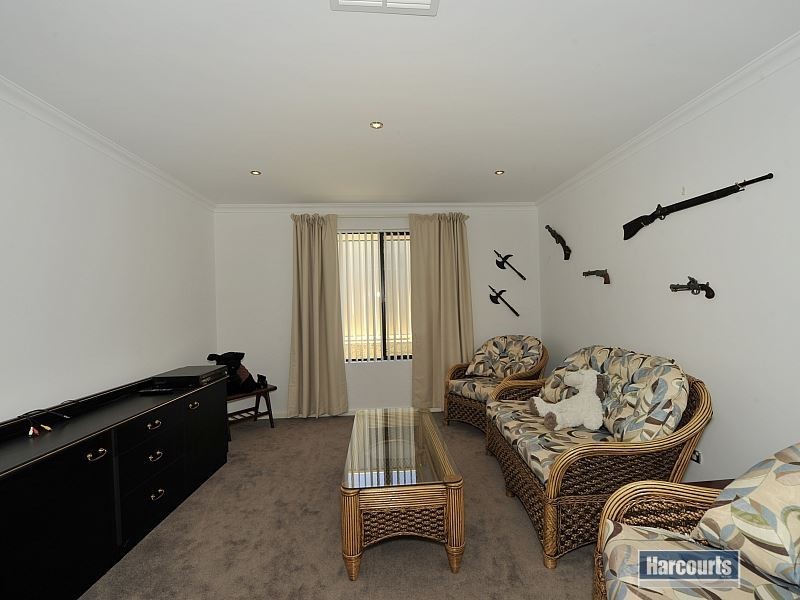 20 Calder Nook, Lakelands WA 6180