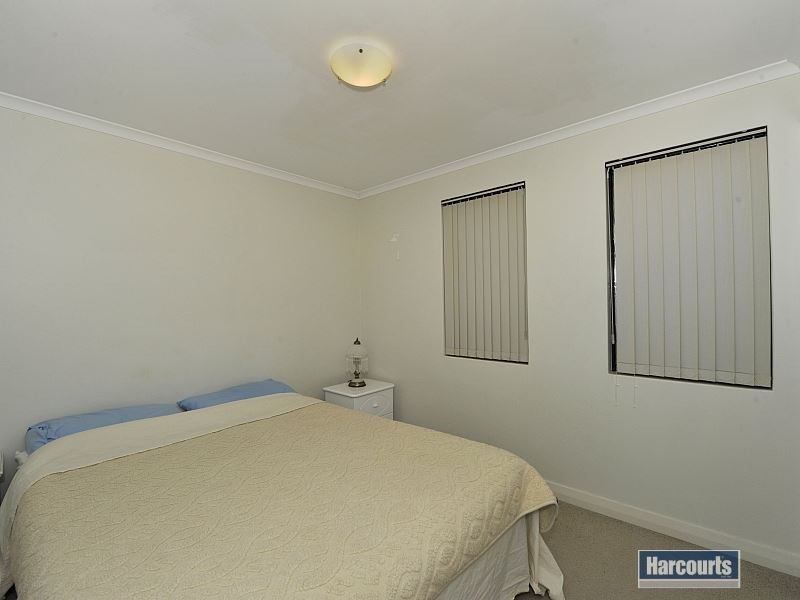 8/206 Mary Street, Halls Head WA 6210