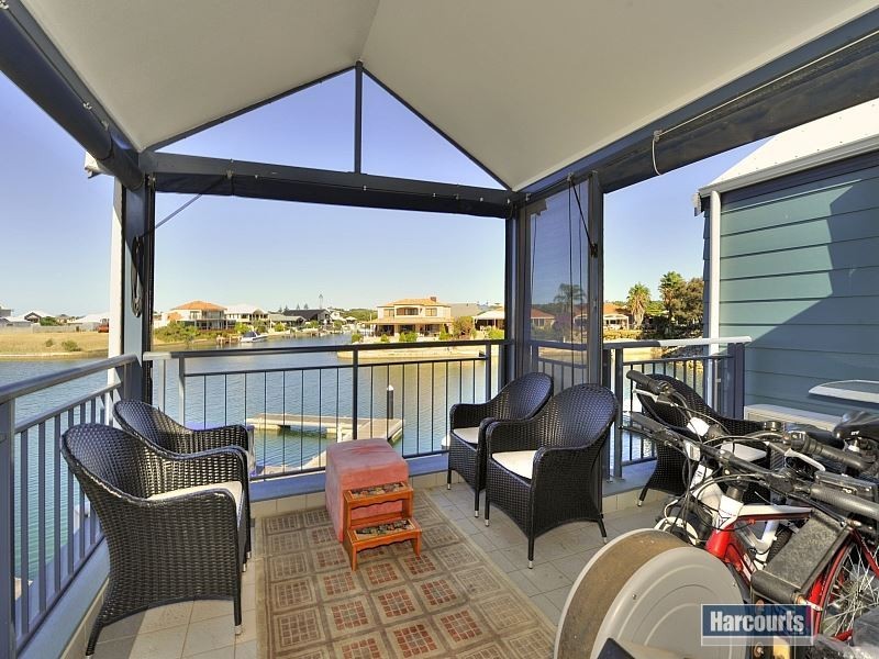 8/206 Mary Street, Halls Head WA 6210