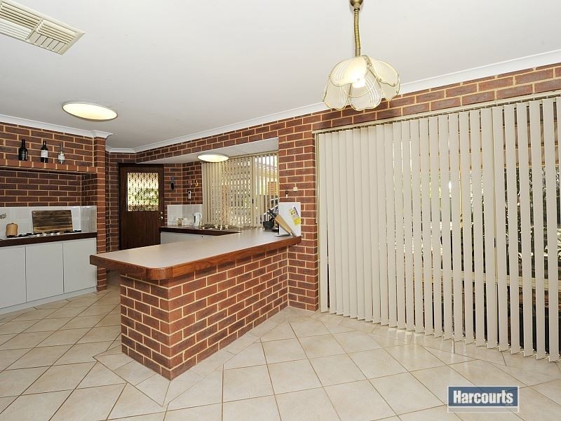 6 Queenscliff Rise, Greenfields WA 6210