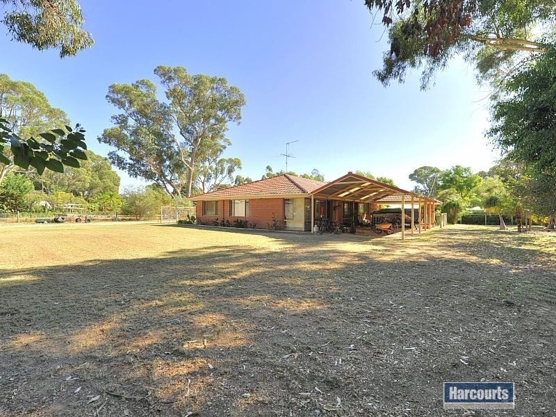 6 Queenscliff Rise, Greenfields WA 6210