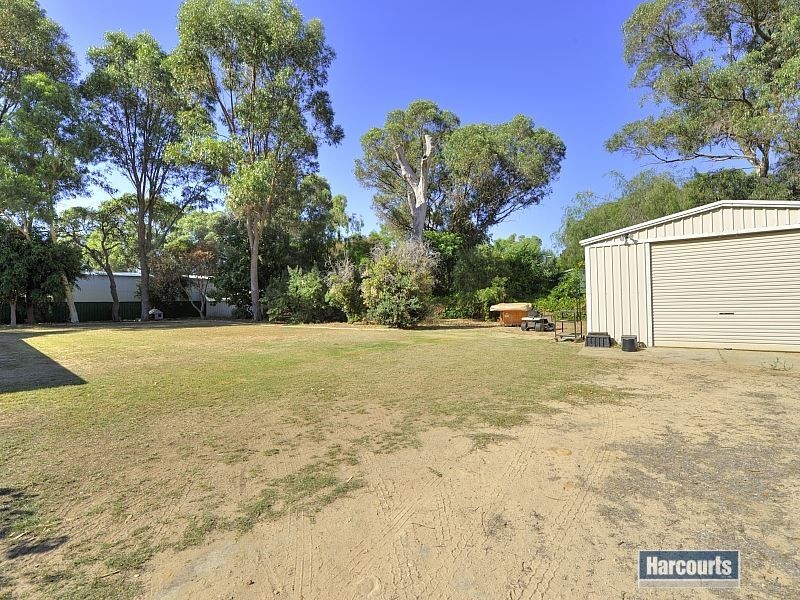 6 Queenscliff Rise, Greenfields WA 6210