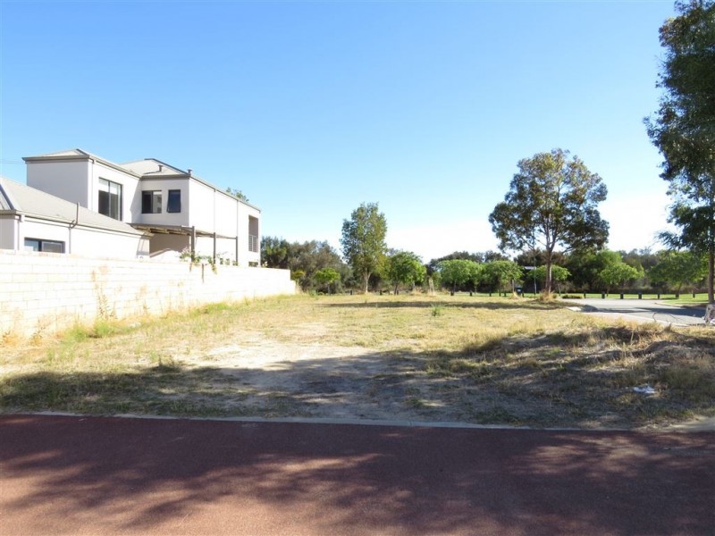 71 Darwin Terrace, Dudley Park WA 6210