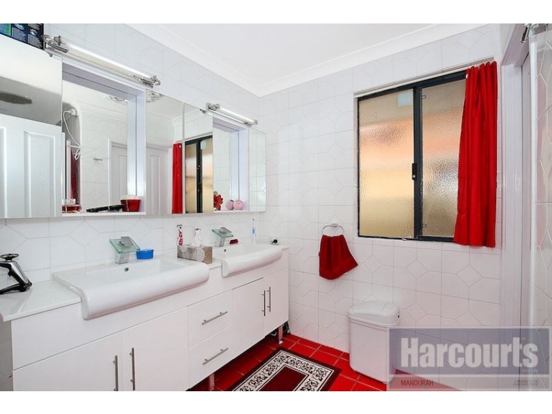 18 Placid Waters Parade, Coodanup WA 6210