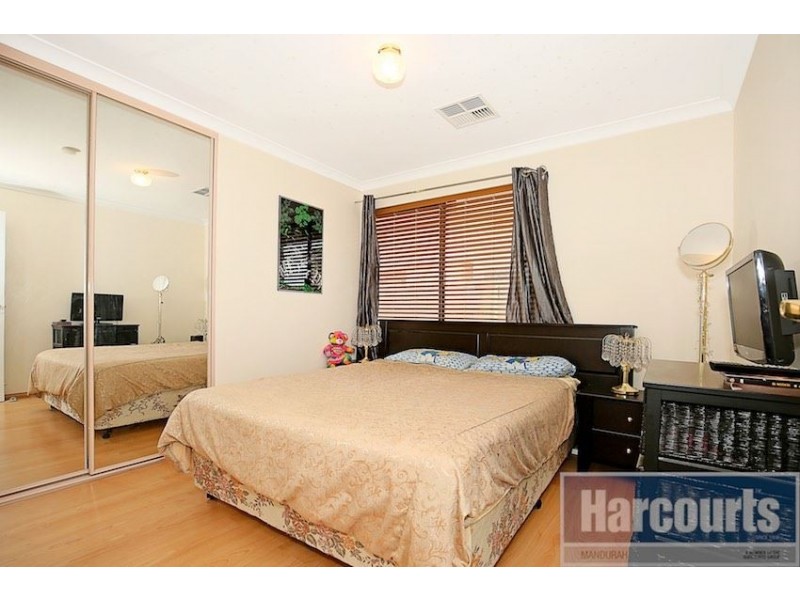 18 Placid Waters Parade, Coodanup WA 6210