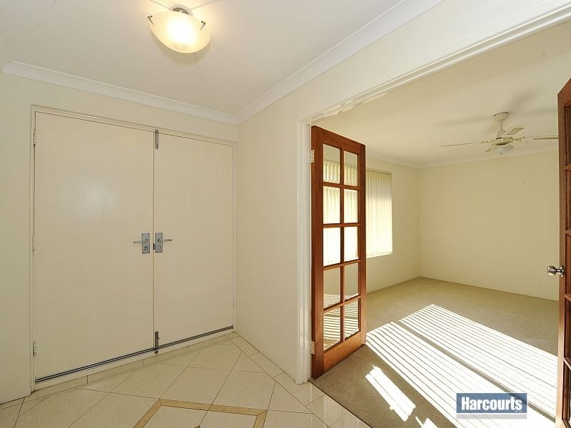 34 Ravendale Drive, Dudley Park WA 6210