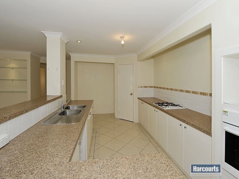 34 Ravendale Drive, Dudley Park WA 6210