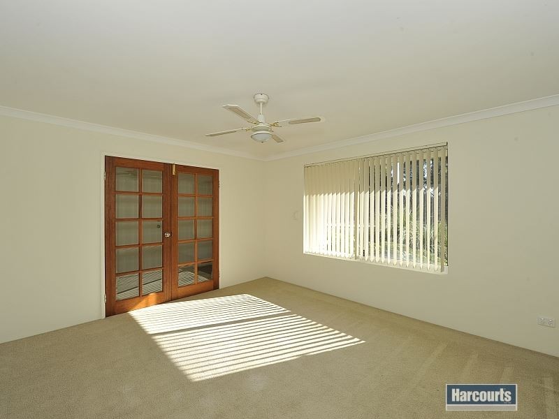 34 Ravendale Drive, Dudley Park WA 6210