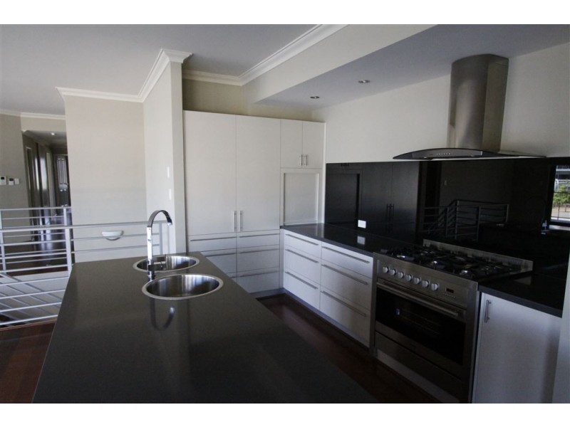 1/23 Florian Mews, Mandurah WA 6210