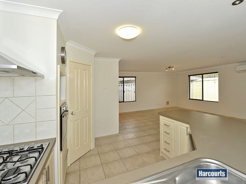 27 King Drive, Wannanup WA 6210