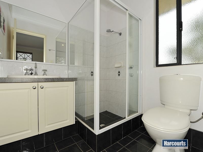 27 King Drive, Wannanup WA 6210