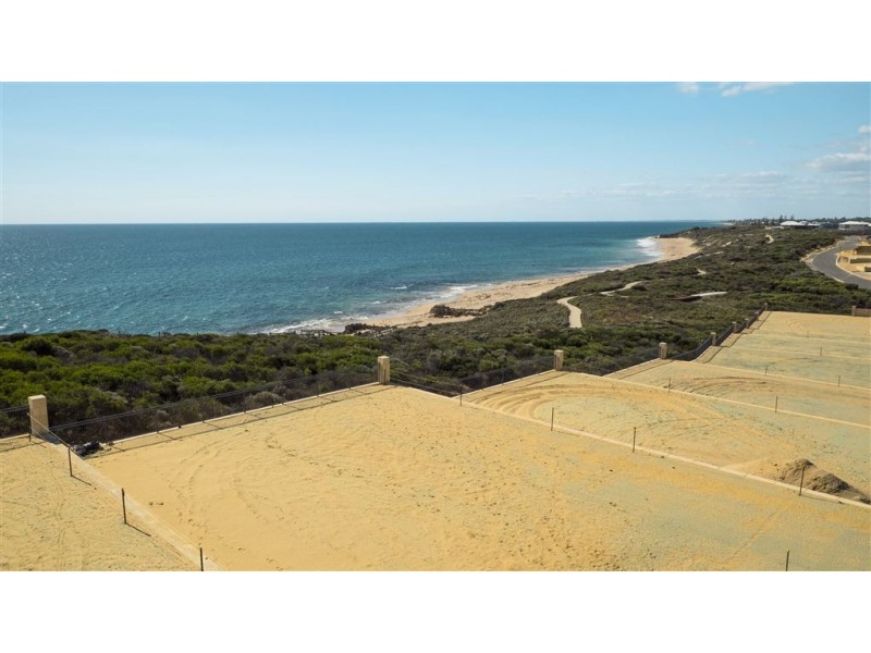 8 Rubus Vista, Halls Head WA 6210