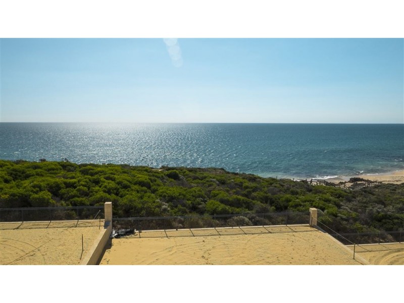 8 Rubus Vista, Halls Head WA 6210