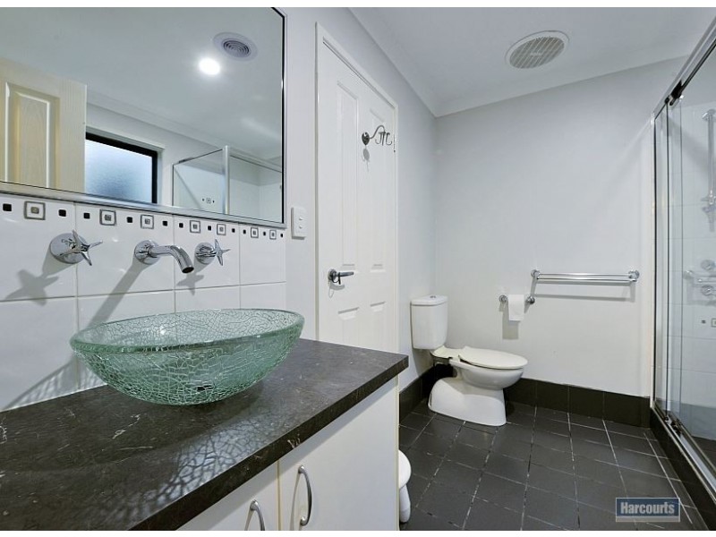 2 Bush View, Wannanup WA 6210