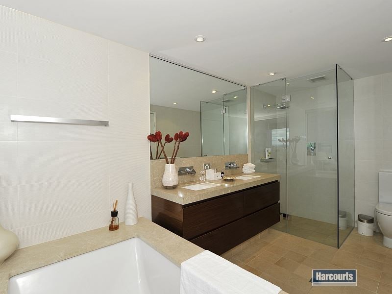 705/1 Marco Polo Drive, Mandurah WA 6210