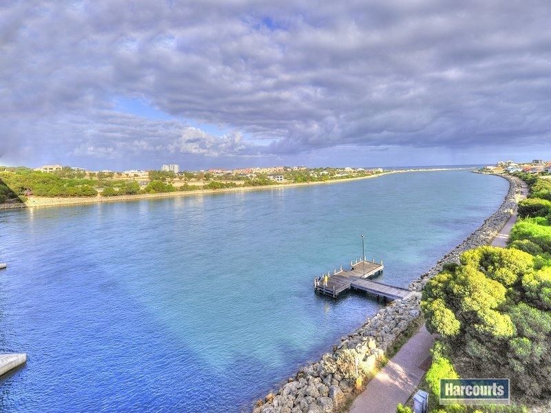 25 Caspian Drive, Wannanup WA 6210