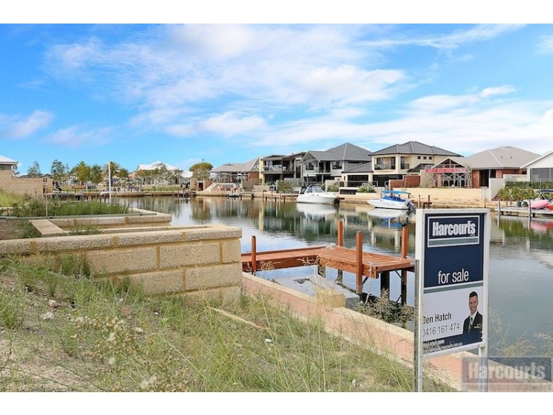 19 Arcadia Close, Dudley Park WA 6210