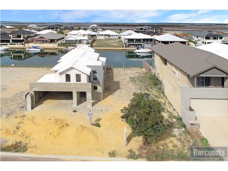 19 Arcadia Close, Dudley Park WA 6210