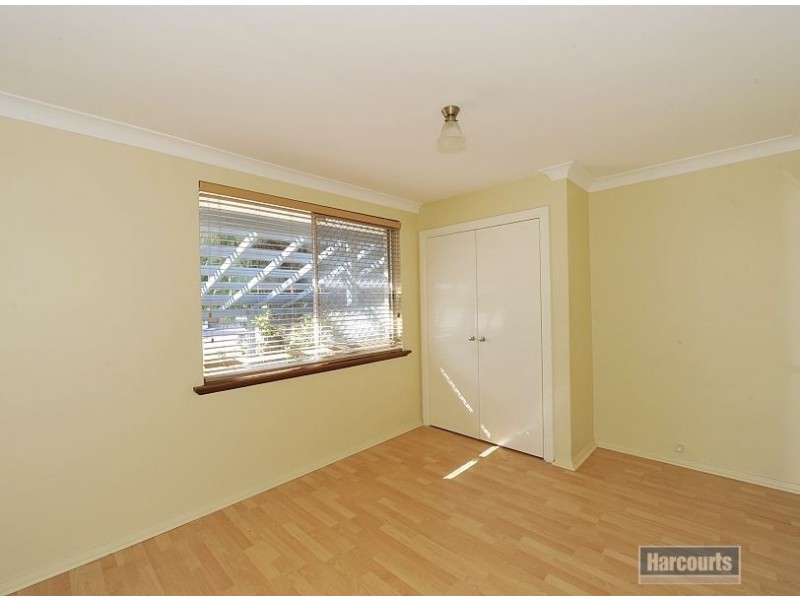 72 Crystaluna Drive, Golden Bay WA 6174