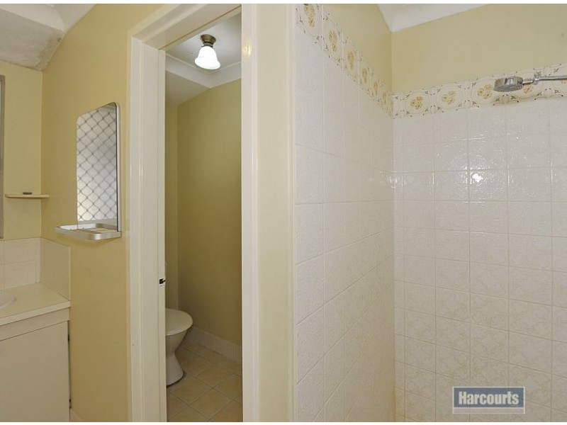 72 Crystaluna Drive, Golden Bay WA 6174