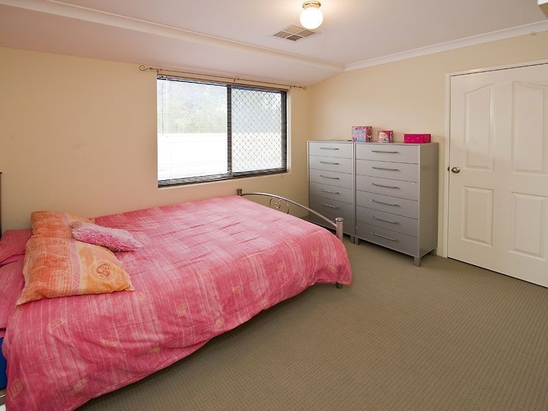 77 Greenwood Way, Barragup WA 6209