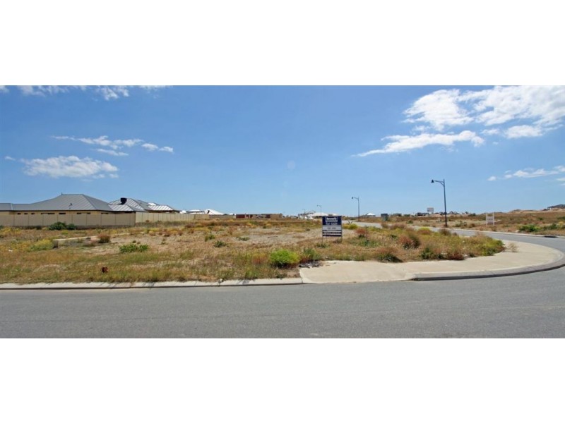 11 Victor Drive, Madora Bay WA 6210